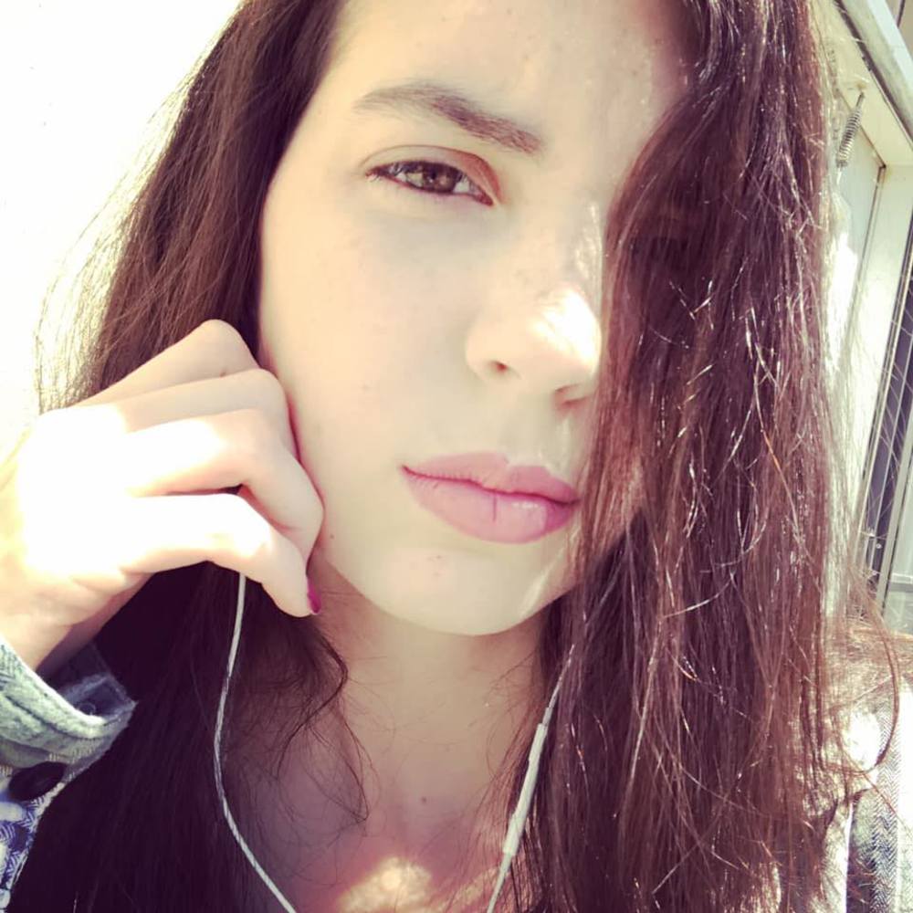 Meet your Posher, Melany